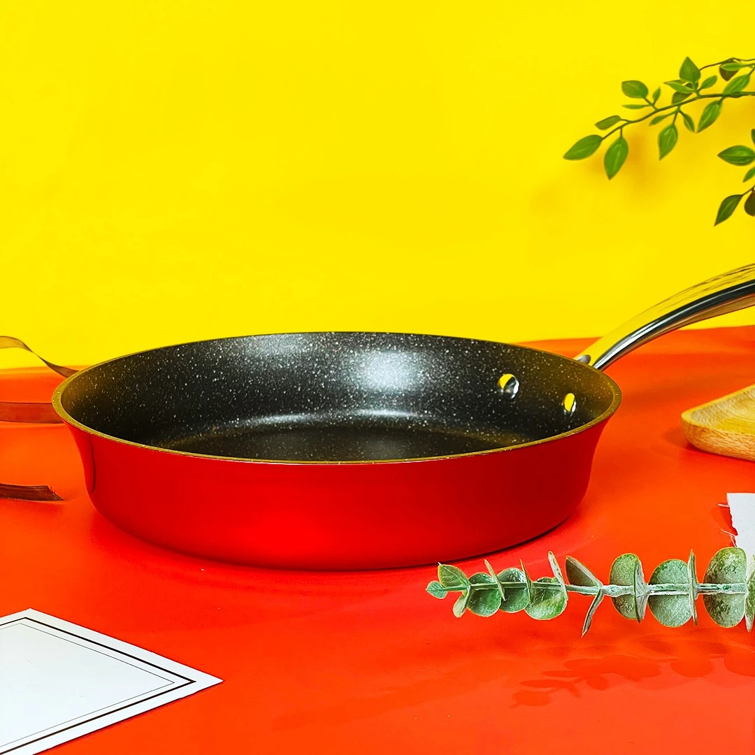 【品牌高货】山姆超市同款红色煎锅不粘锅平底锅不挑灶麦饭石不粘锅