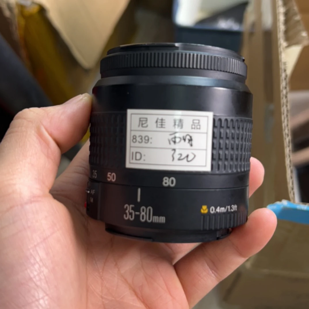 9新 佳能 卡口 二手单反相机/镜头（无配件）