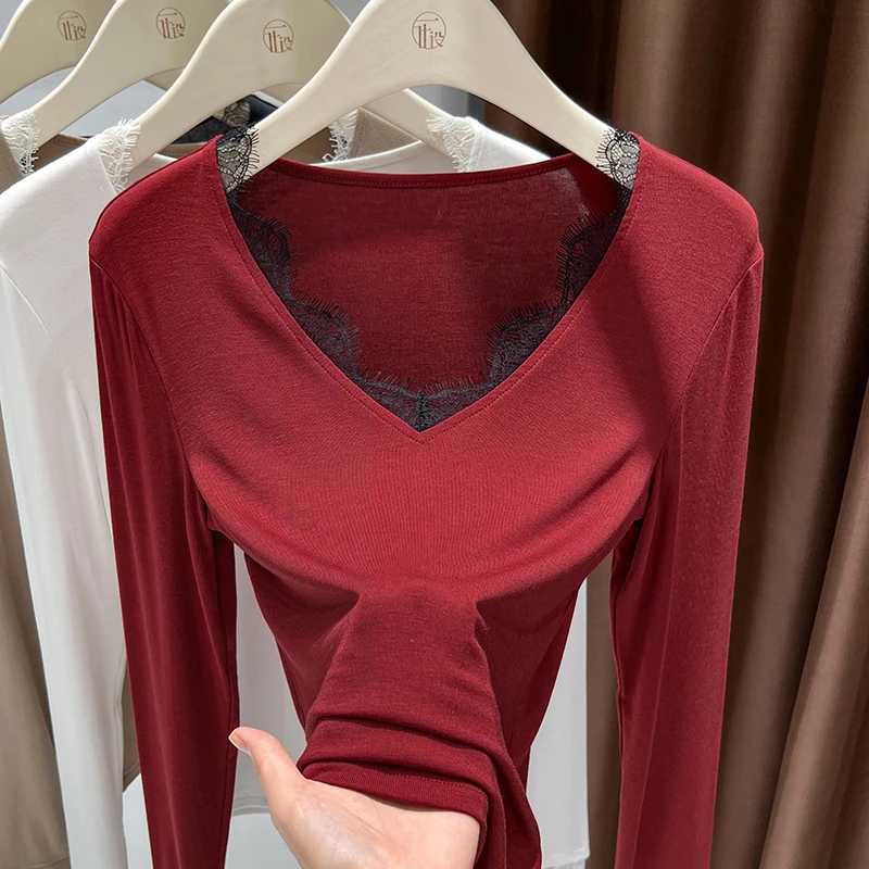 2025新款蕾丝花边V领打底衫女春秋季修身内搭红色长袖T恤薄款上衣