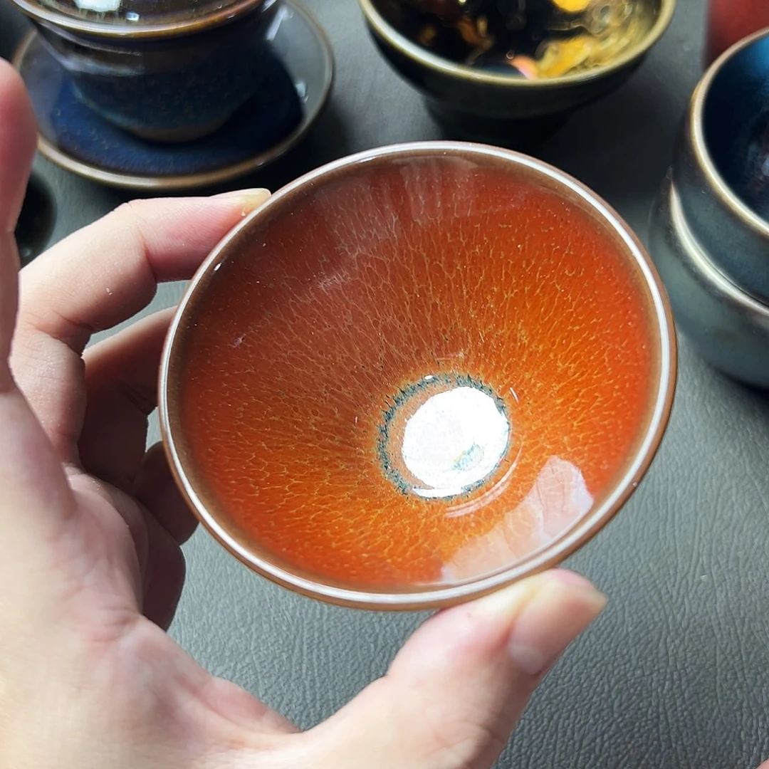 茶盏好想和她谈心聊天的