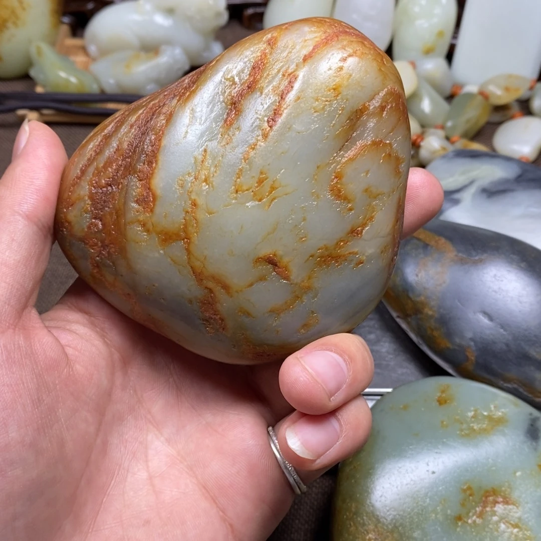 韵***亨和田玉未镶嵌摆件