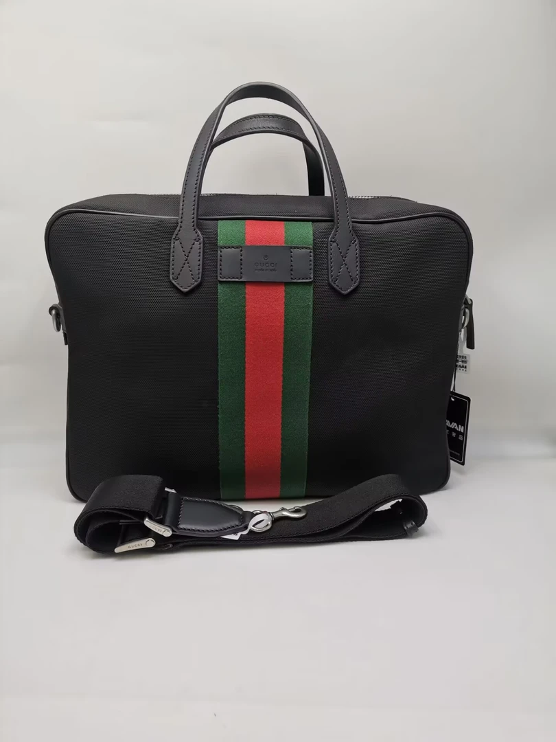 99新 GUCCI/古驰 97新17535 GUCCI 古驰 红绿条纹黑色帆布手提包