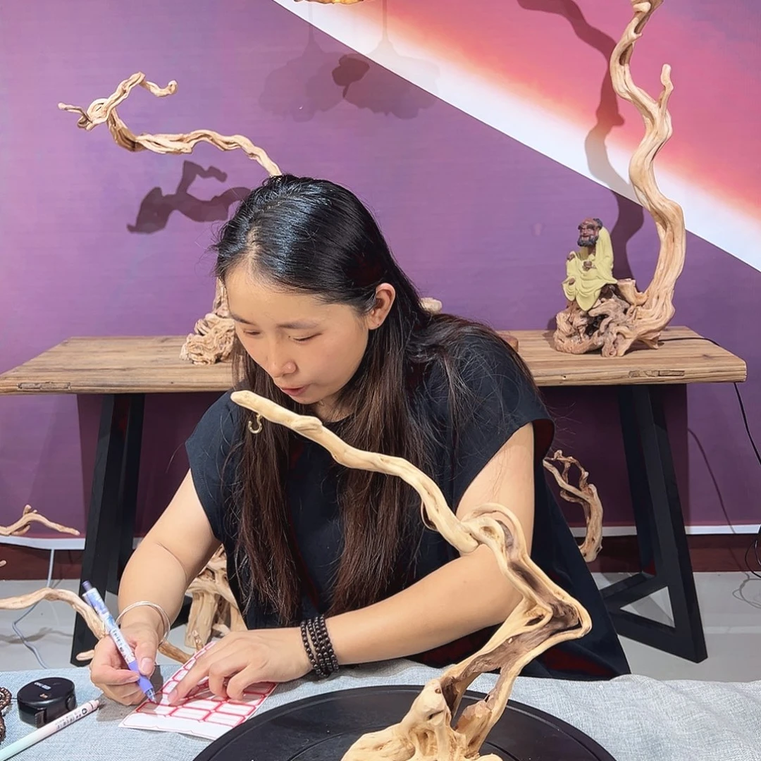 个***性天然杜鹃根根艺摆件
