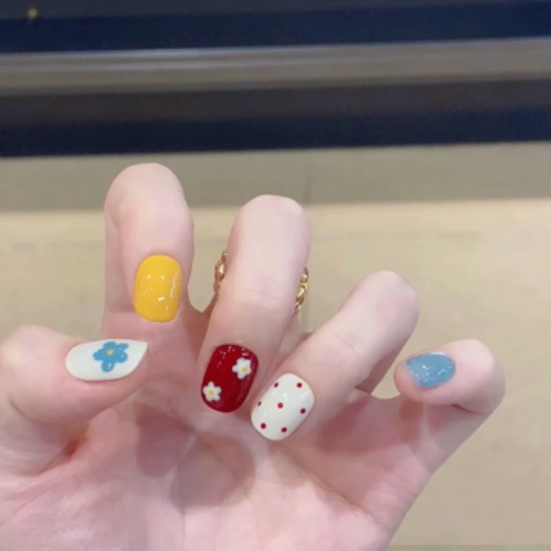 花花夏日可爱小短甲纯手工款式穿戴甲春夏新款显白可重复佩戴