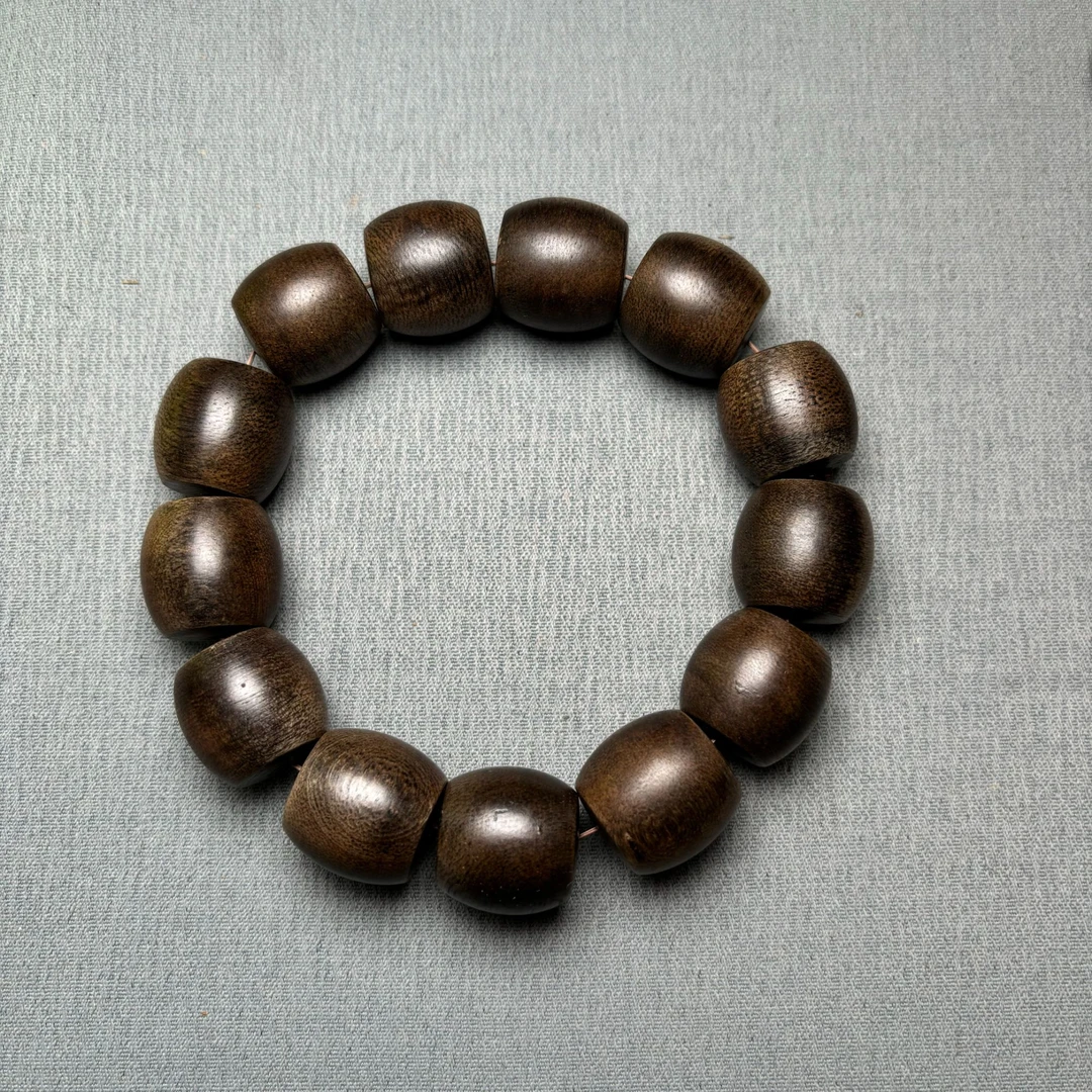 DZY074 沉香桶珠手串尺寸约18mm 多样性发一件