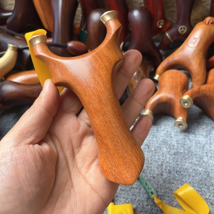 大果紫檀（缅甸花梨）瑕疵