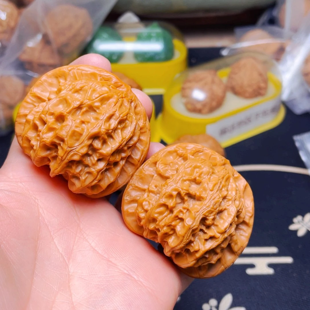 吊坠文玩核桃战斧一对