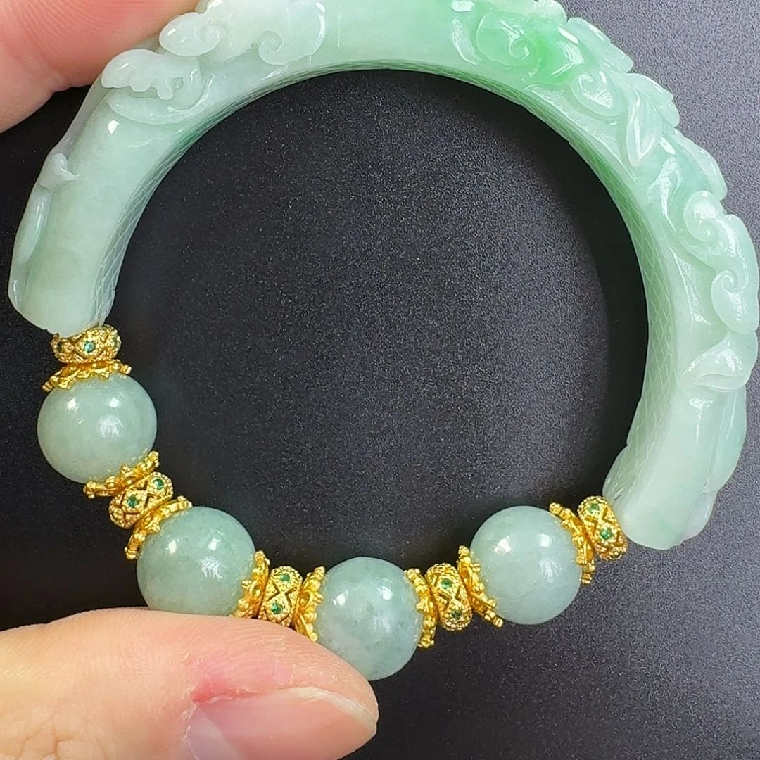 翡翠未镶嵌手镯半镯