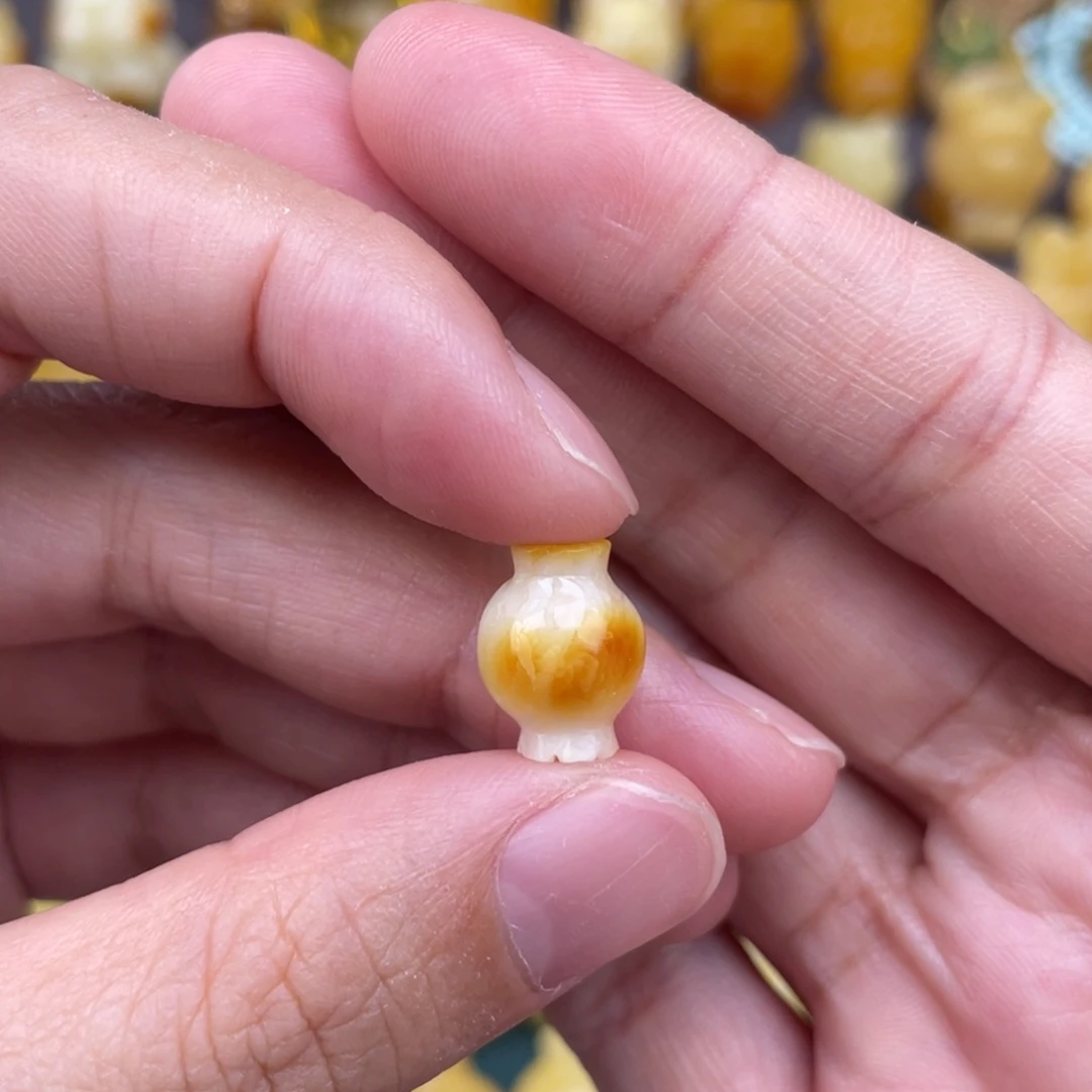 裸石琥珀未镶嵌蜜蜡