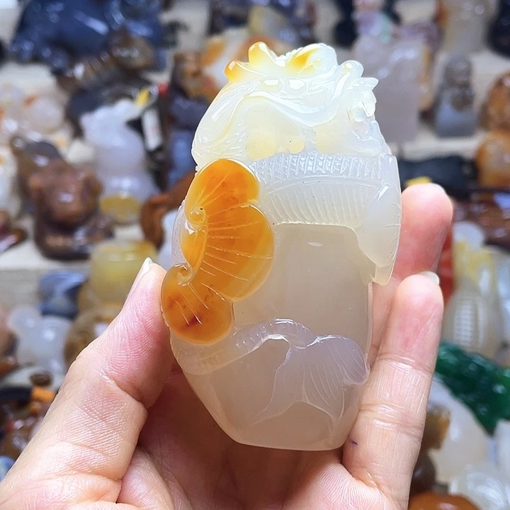 用***7玛瑙/玉髓未镶嵌饰品