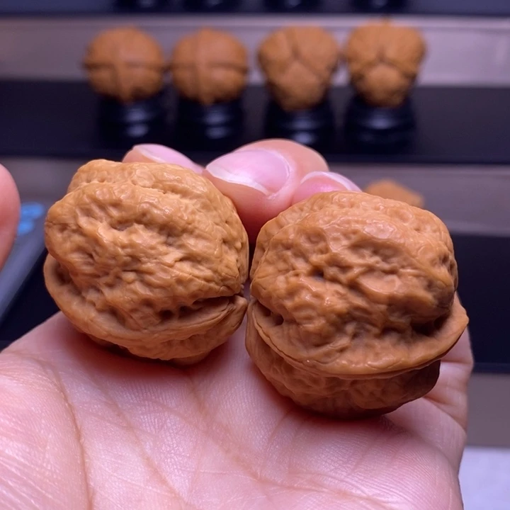 把件文玩核桃玉龙金蟾40