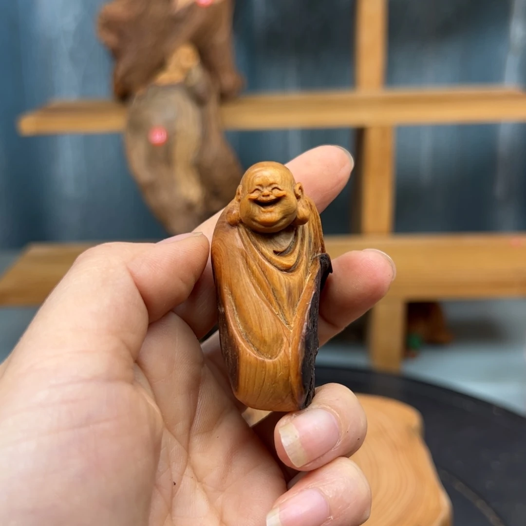 木波***奶崖柏木摆件手把件