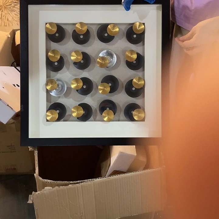 生**彩陶瓷花瓶部分（微瑕）