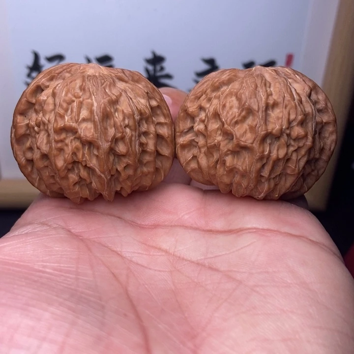 核桃全品磨盘狮子头