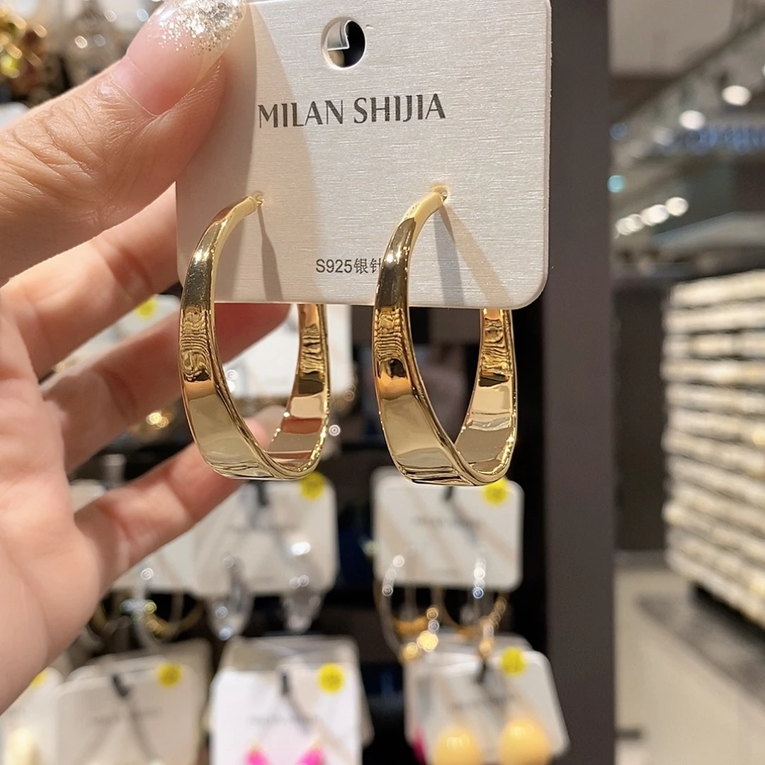 金色宽c哈哈哈哈哈