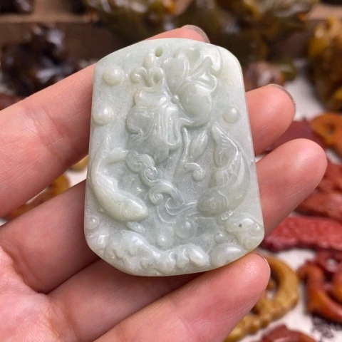 未镶嵌蛇纹石玉颈饰21