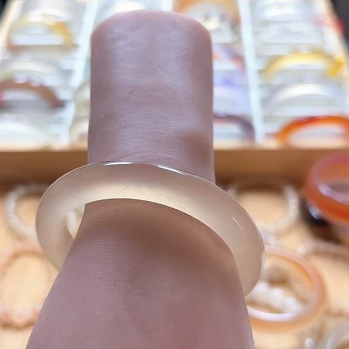 玛瑙/玉髓粉色未镶嵌