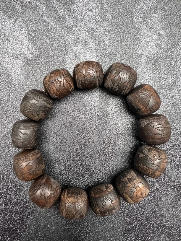 链接X311号文玩手串