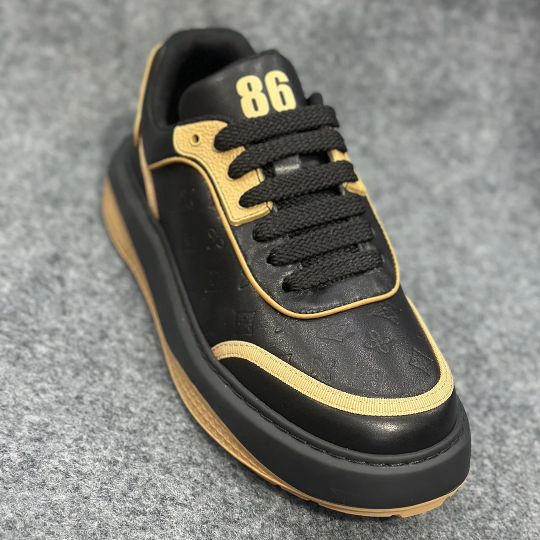 嘻哈风时尚休闲鞋防滑低帮男鞋扁头男士老爹鞋