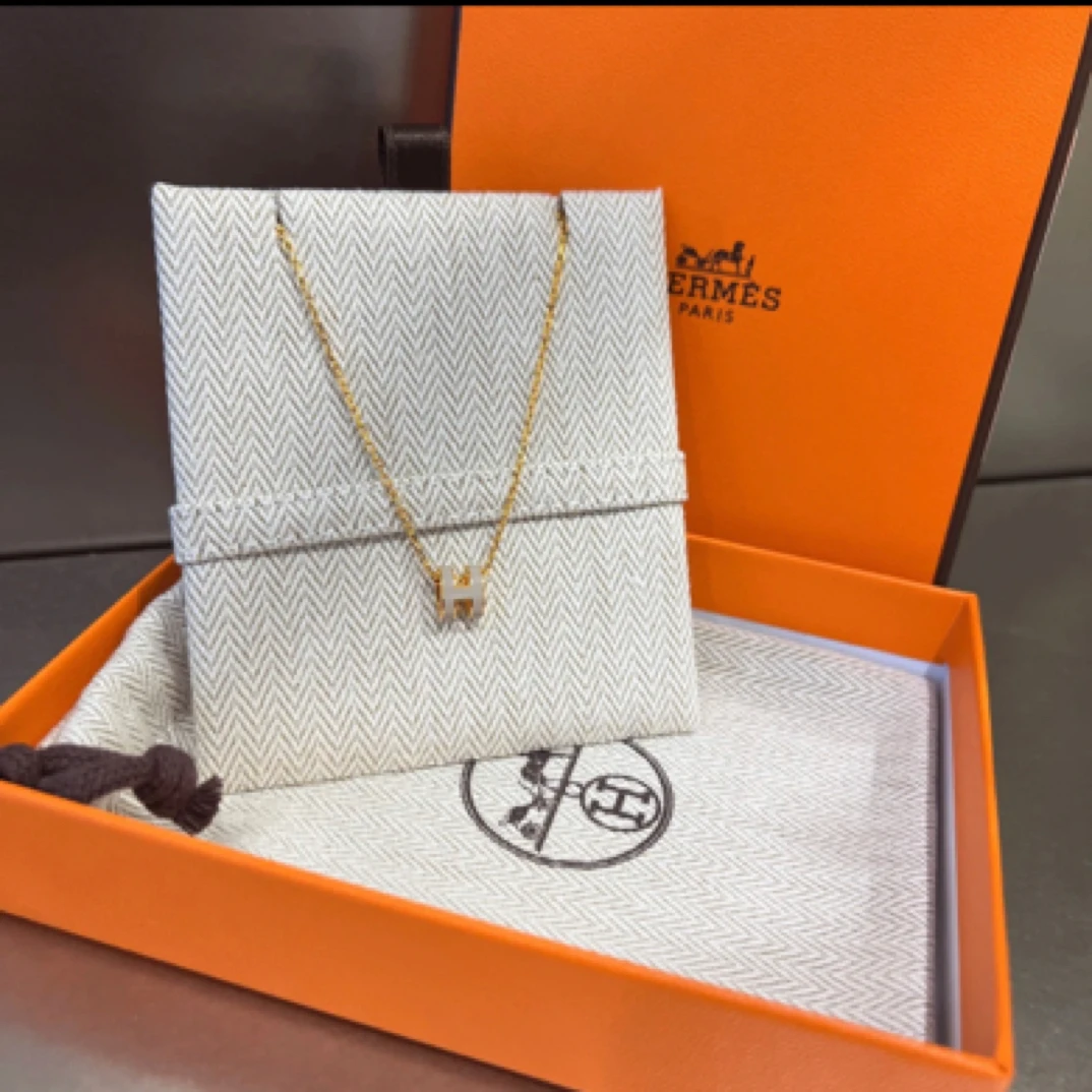 95新 Hermes/爱马仕 C1266爱马仕POPH奶茶色项链