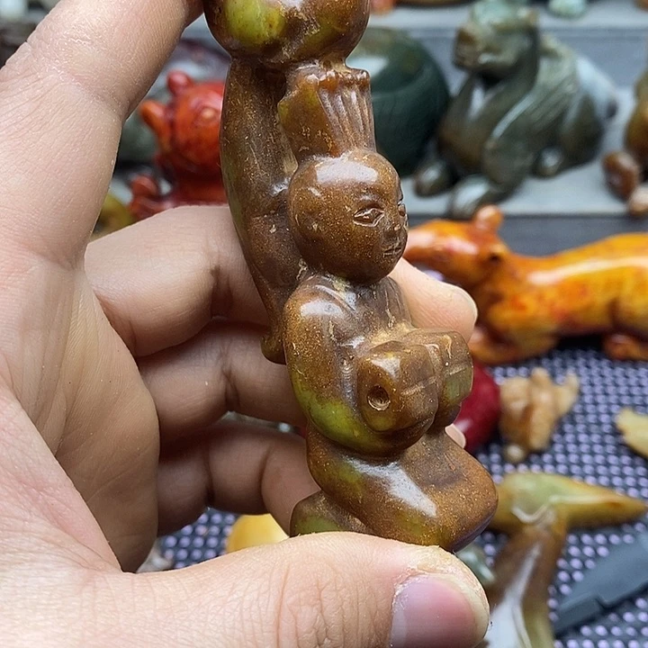 未镶嵌蛇纹石玉颈饰