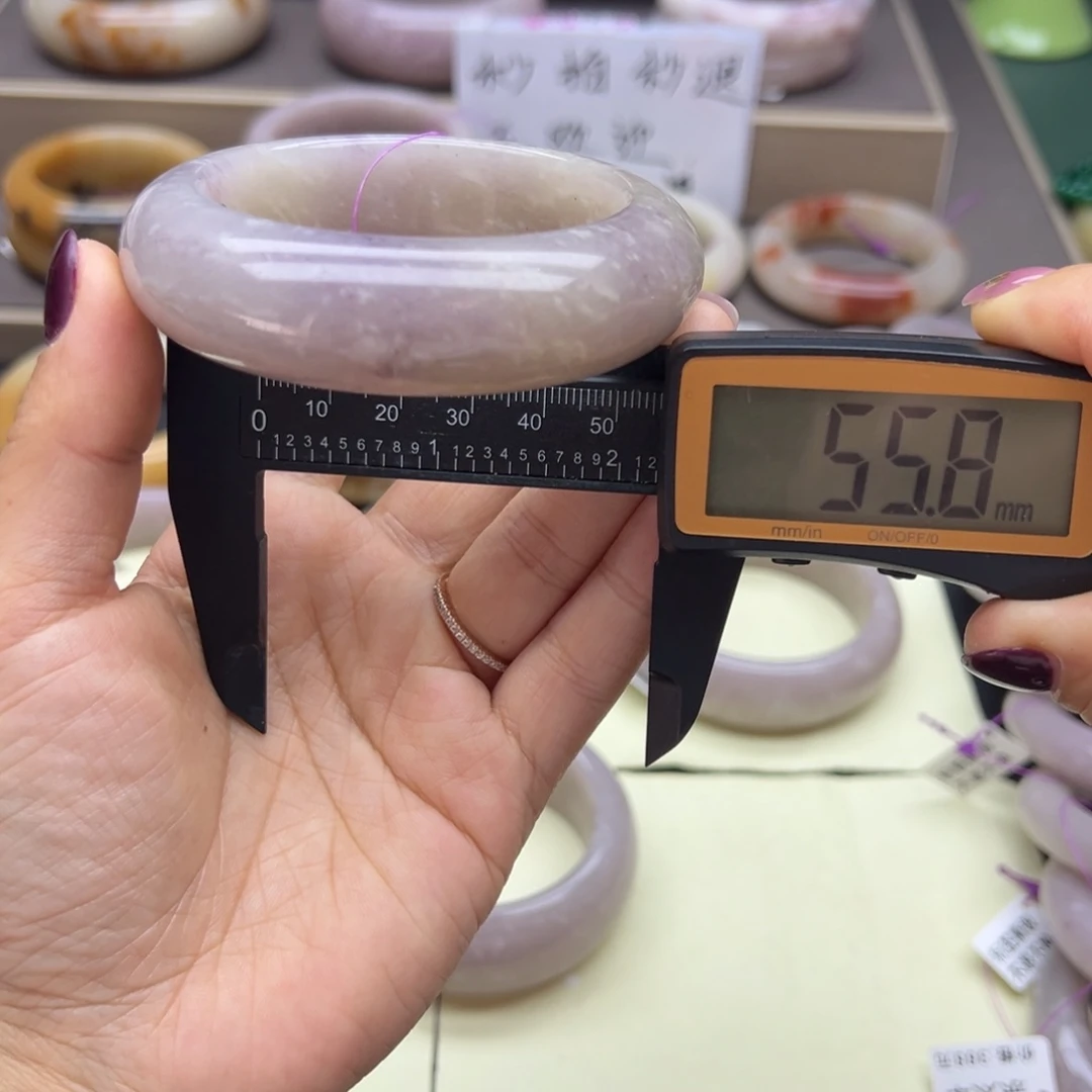 石英质玉（佘太翠）未镶嵌手镯手链吊坠