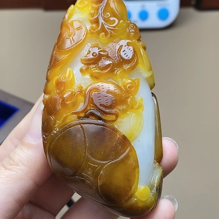 和田玉挂件未镶嵌樱*F