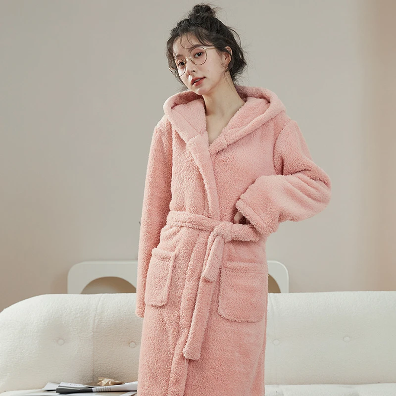 中年珊瑚绒睡衣女冬季浴袍加厚加绒新款秋冬天法兰绒情侣睡袍家居