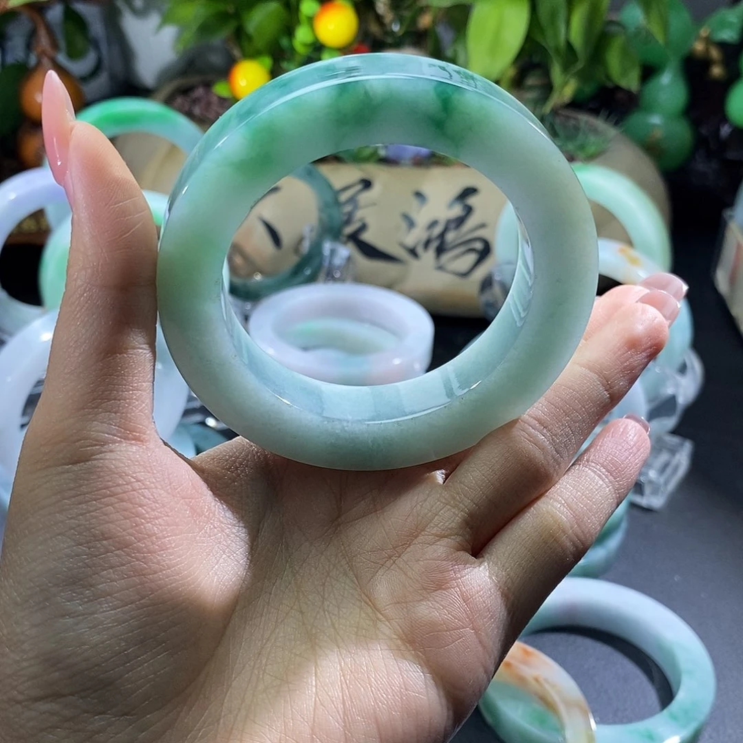 未镶嵌手镯定制翡翠妙*
