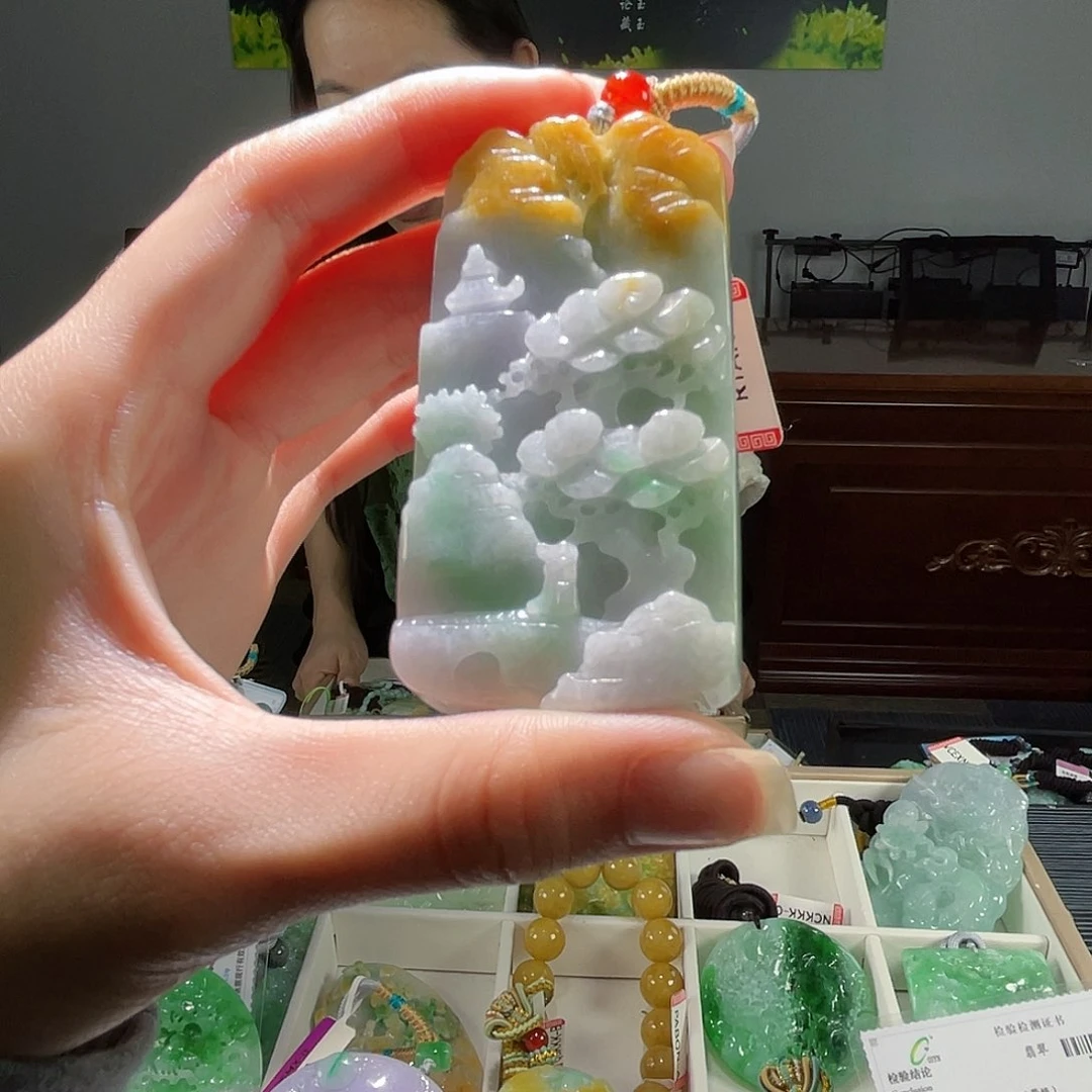 颈饰未镶嵌翡翠翡翠