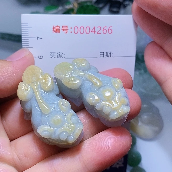 翡翠颈饰未镶嵌一