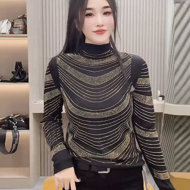秋冬新款洋气时尚减龄重工烫钻打底衫轻奢百搭长袖上衣女士小衫潮