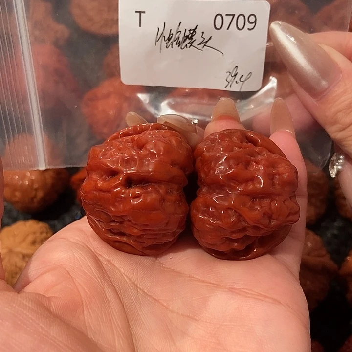 文玩核桃吊坠超玉化蛤蟆头39