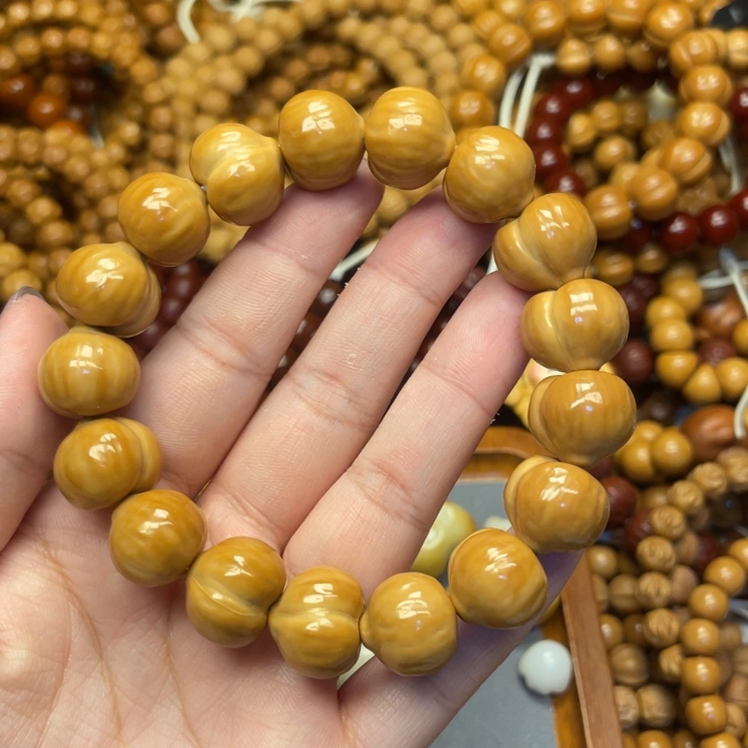 猴头核桃微瑕肌理纹屁桃