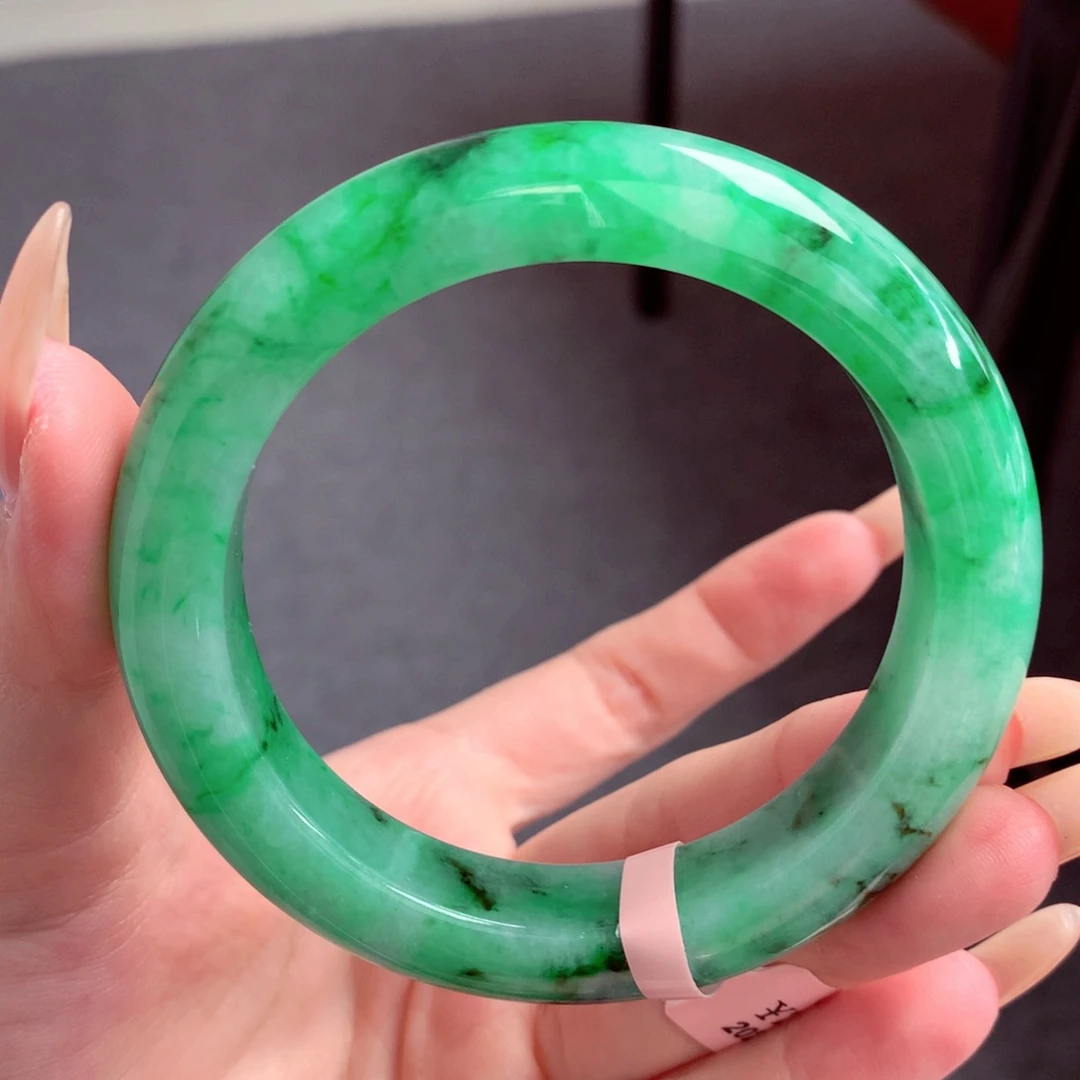 翡翠未镶嵌手镯翡翠