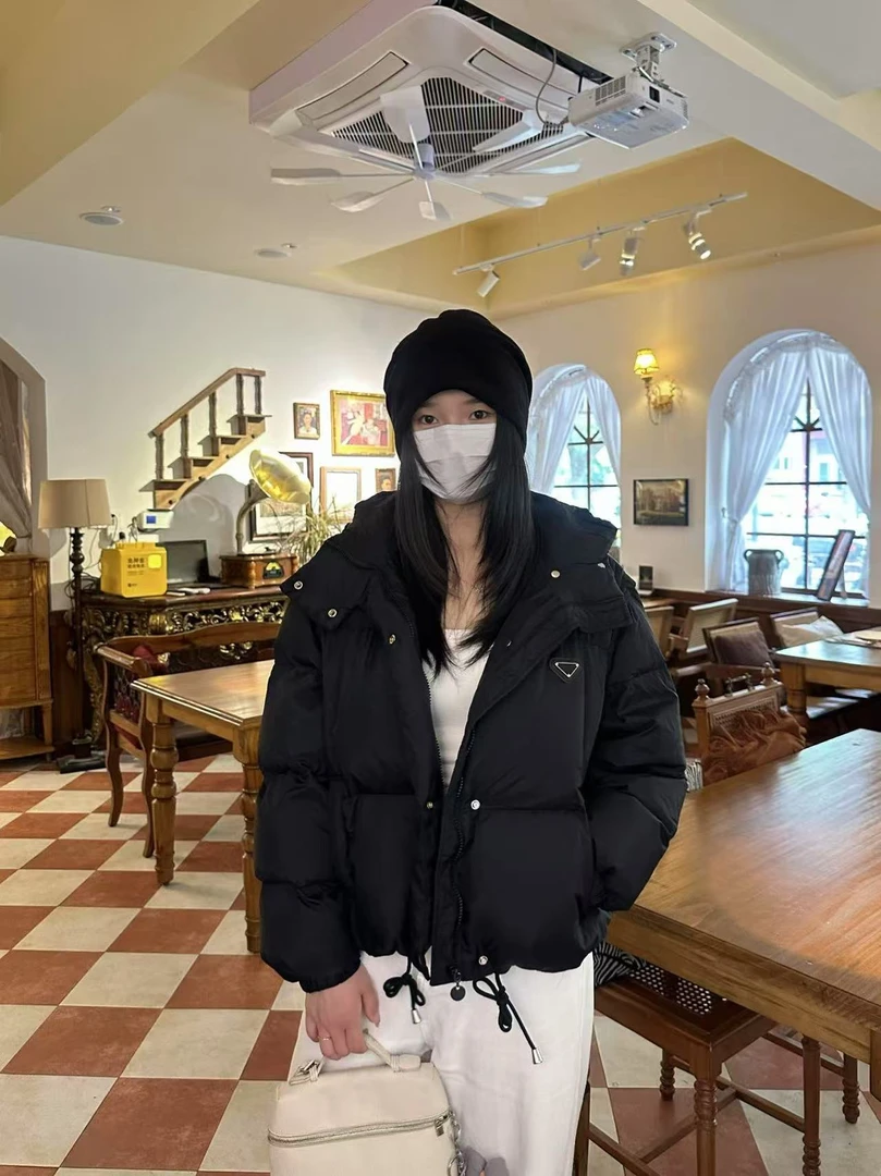 2025白鸭绒羽绒服2407倒三角羽绒服外套