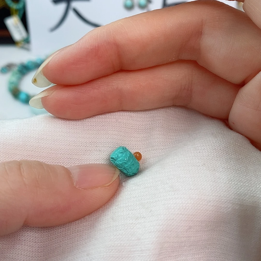未镶嵌南红玛瑙珠宝奇石