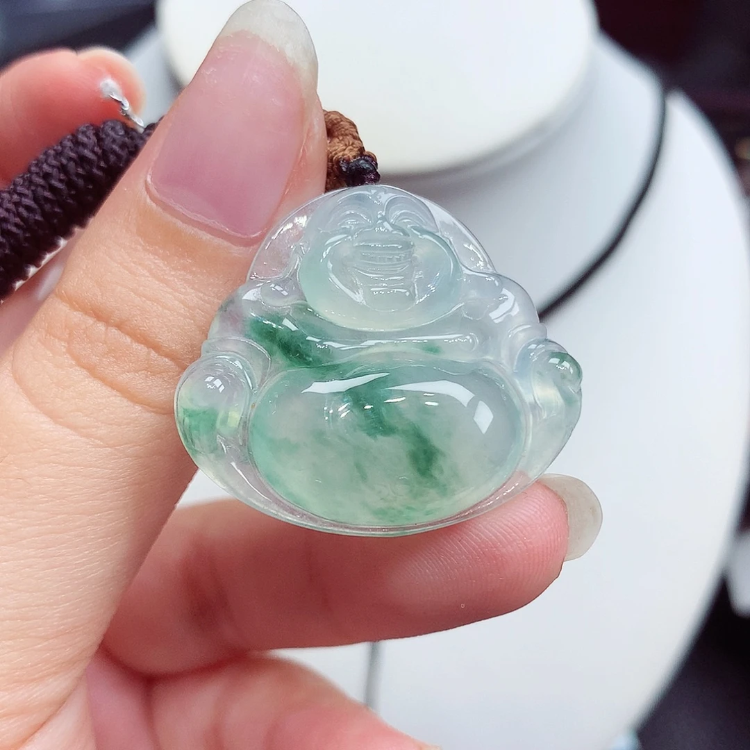 翡翠未镶嵌颈饰翡翠109，27/31/6.2