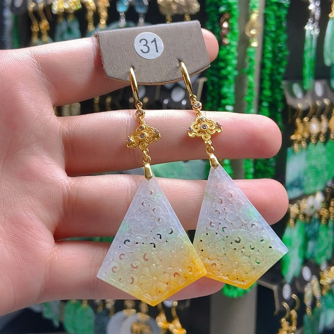 翡翠未镶嵌耳饰翡翠