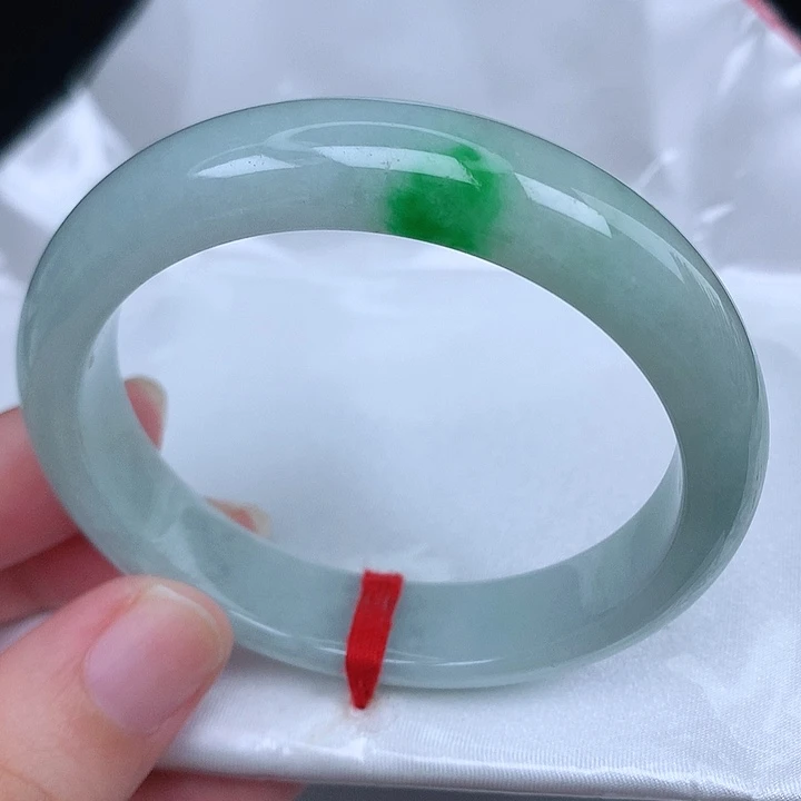未镶嵌手镯翡翠天然