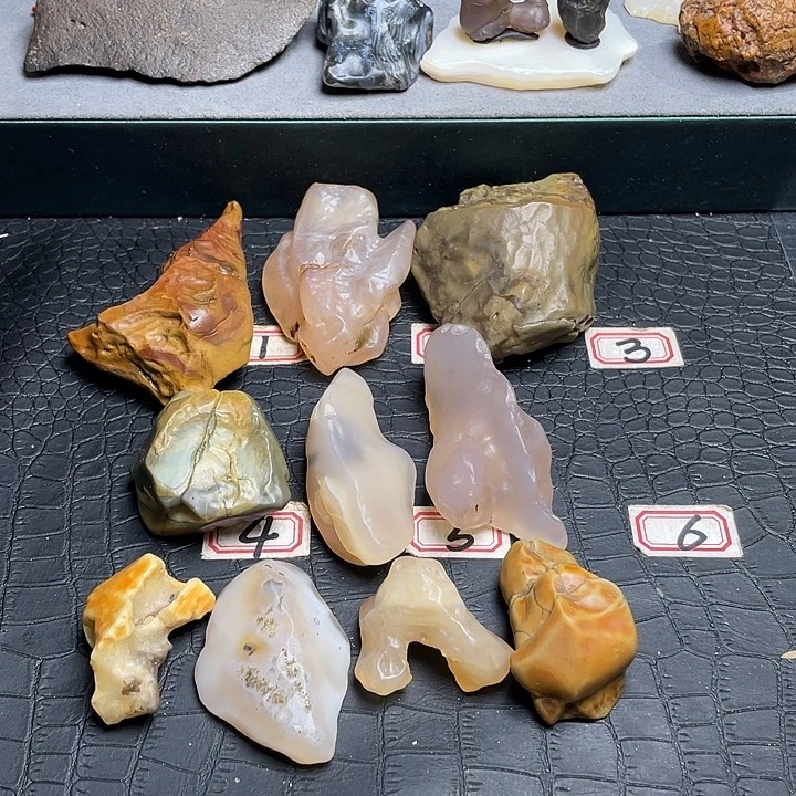 浪***主有机玻璃阿拉善戈壁石