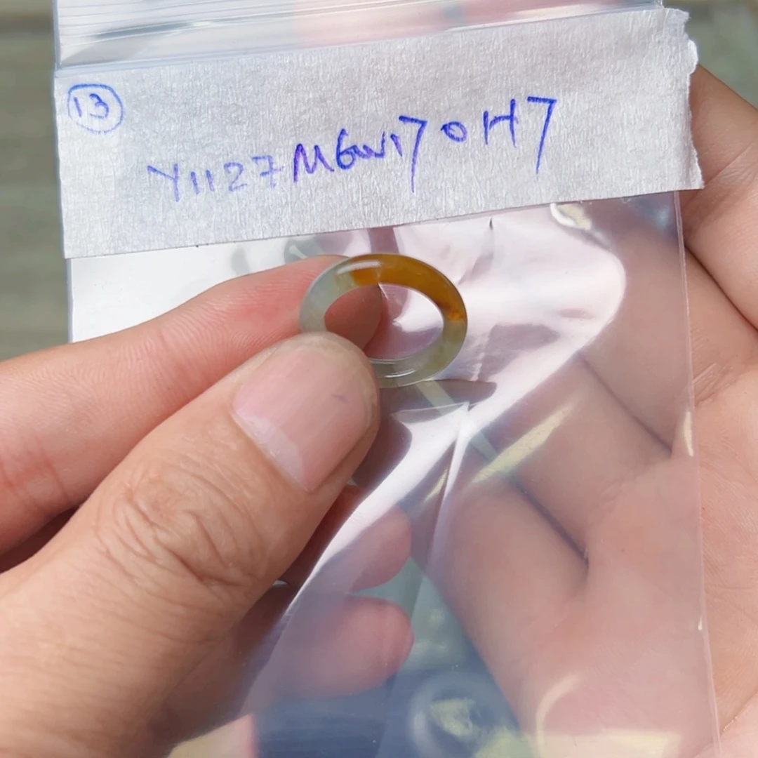 太***天定制翡翠未镶嵌戒圈
