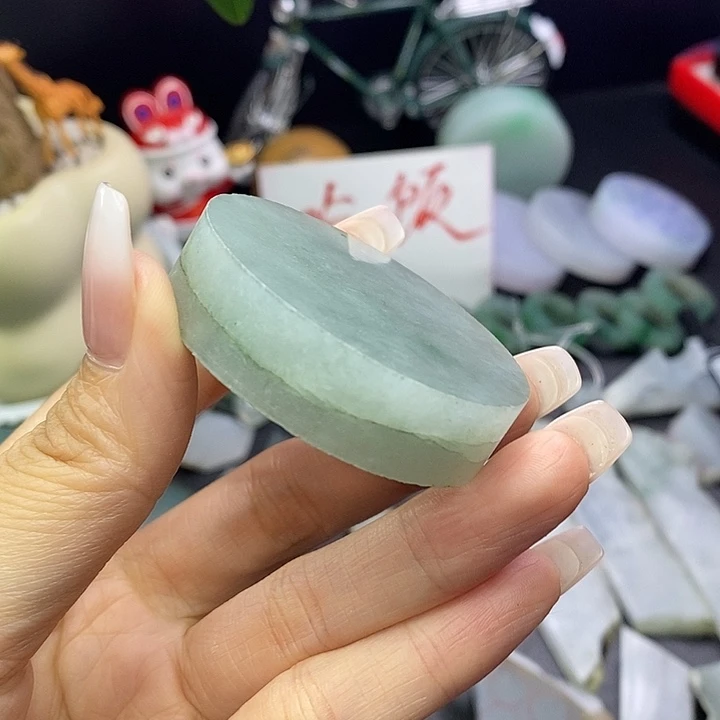 定制翡翠未镶嵌裸石发货
