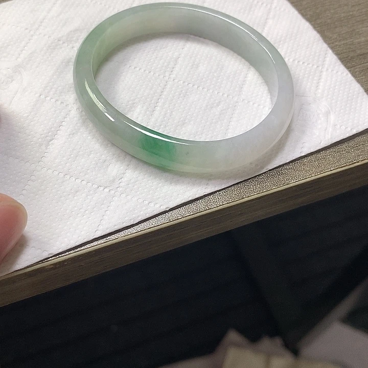 翡翠未镶嵌颈饰贵妃53.3