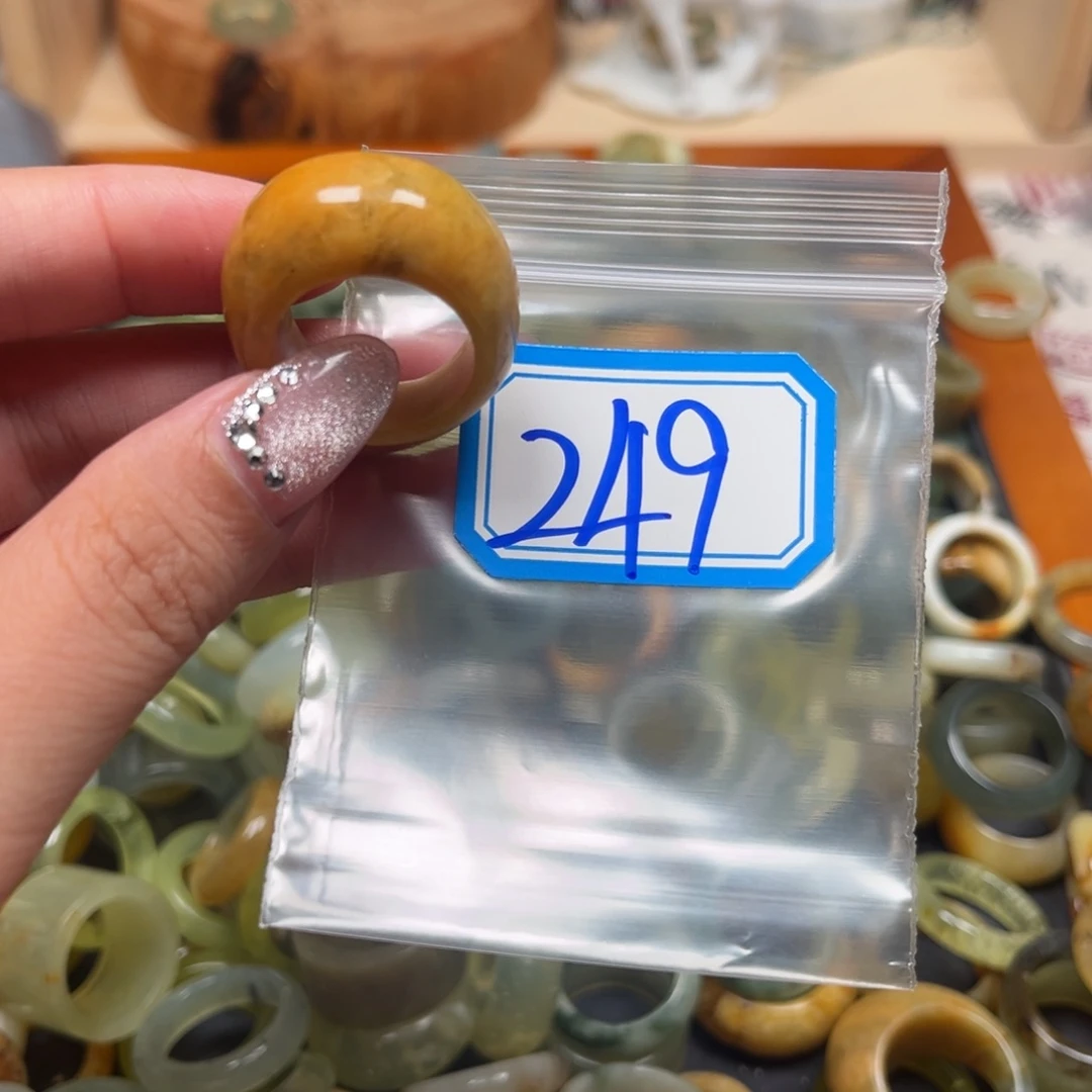 沐***店蛇纹石玉未镶嵌珠宝奇石