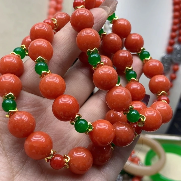 翡翠颈饰未镶嵌吊坠