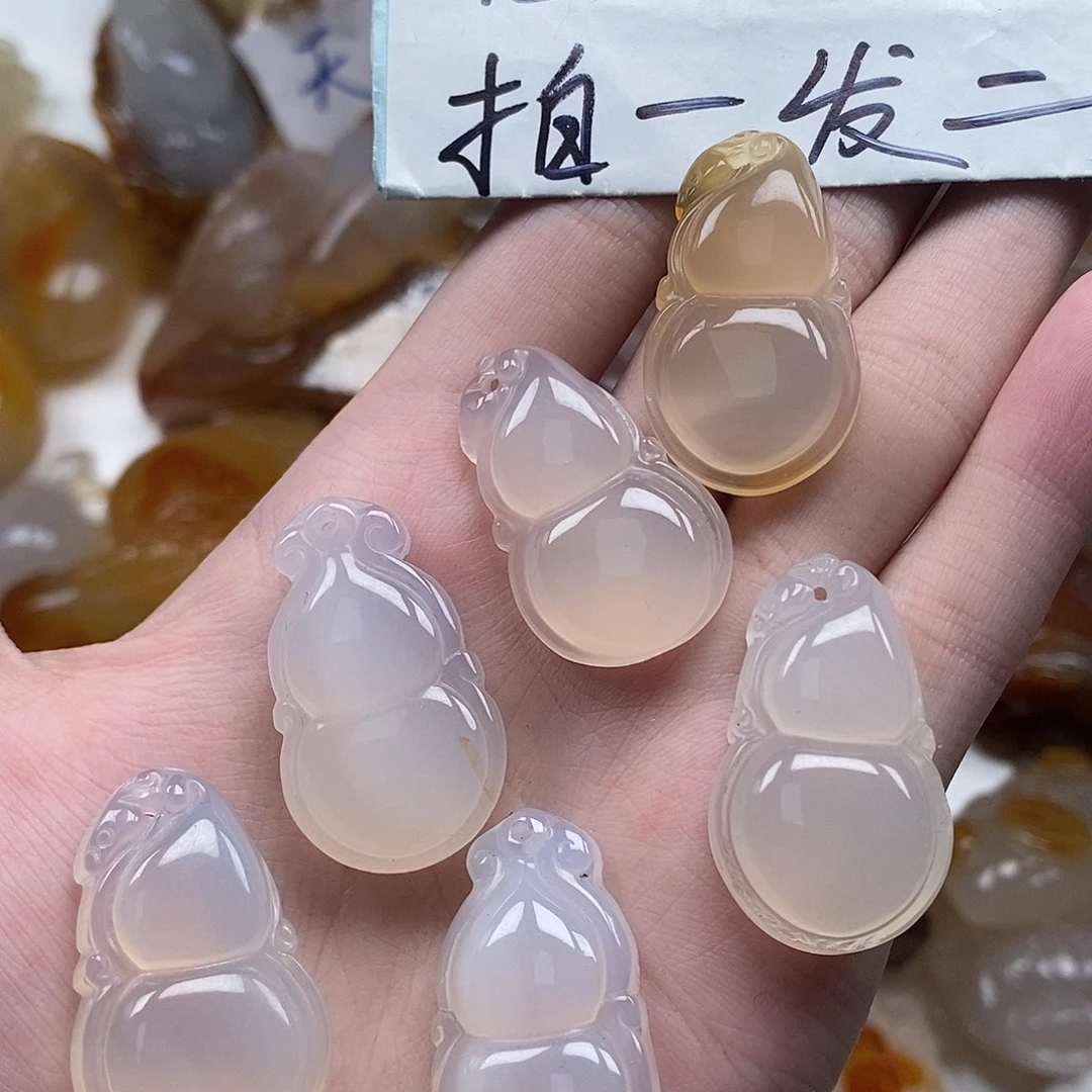 玛瑙/玉髓未镶嵌颈饰