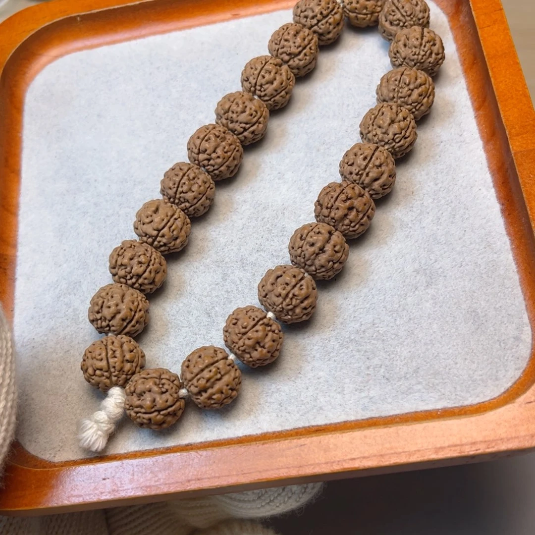 金刚菩提吊坠跳跳跳