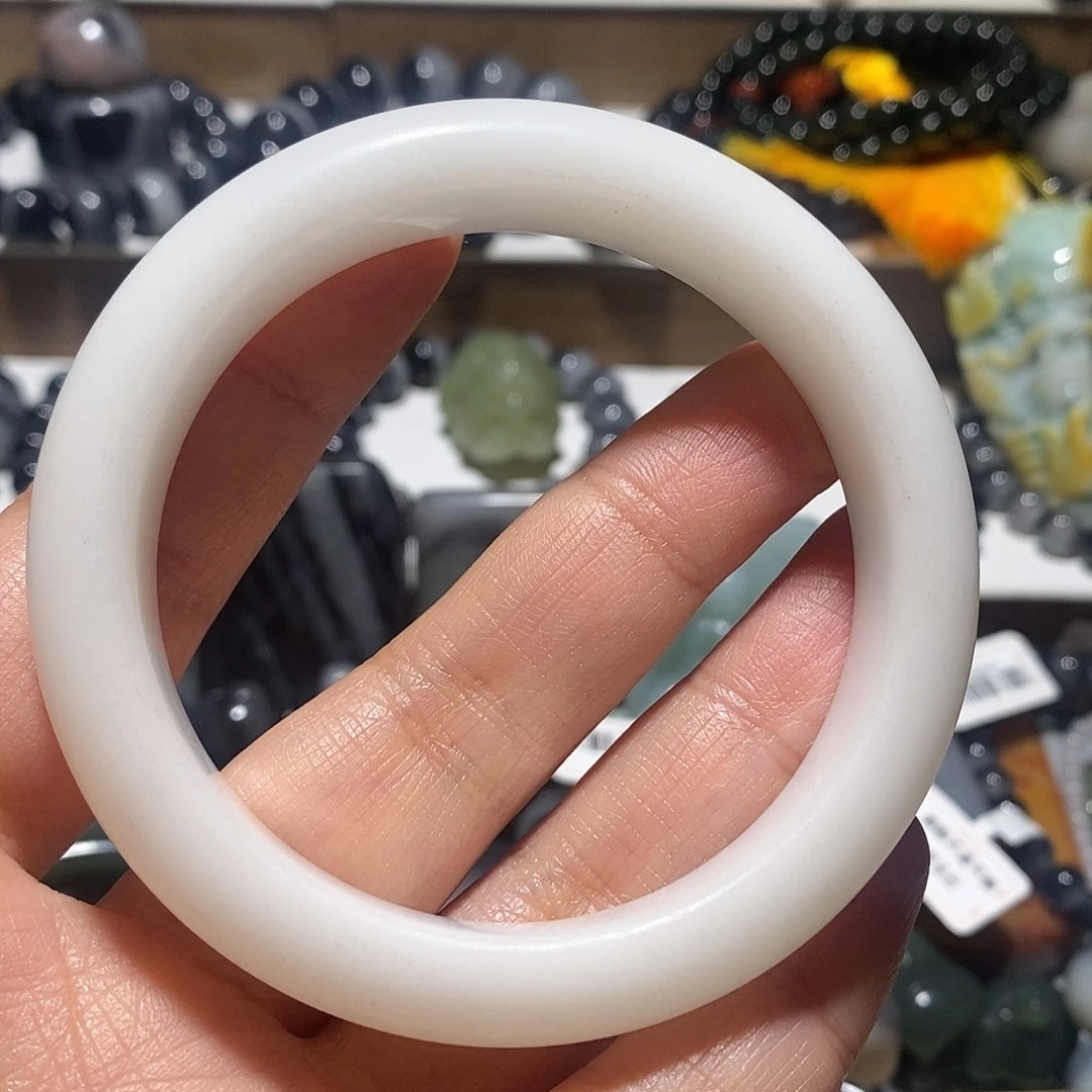 石英质玉未镶嵌手链