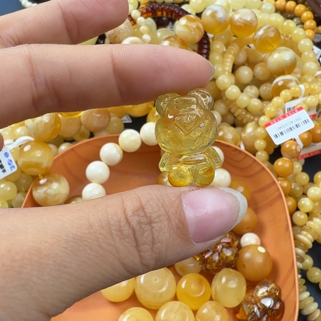 琥珀未镶嵌珠宝奇石